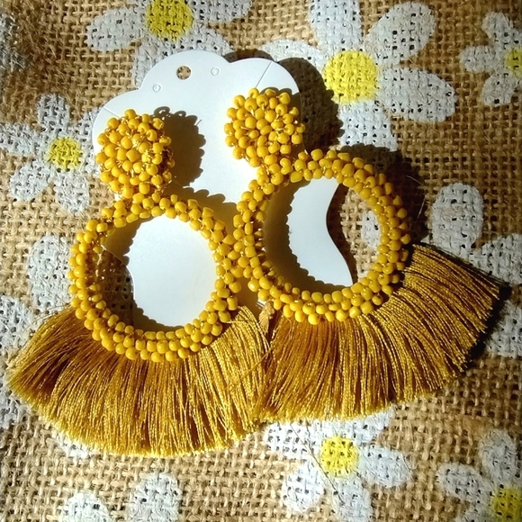 Yellow, Bead Seed, Beaded & Fringe, Circle, Hoop Earrings - Picture 6 of 9